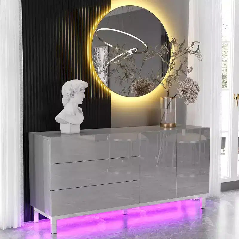 Credenza moderna con luci LED a finitura lucida