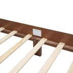 Letto a piattaforma matrimoniale in legno con testiera in rattan